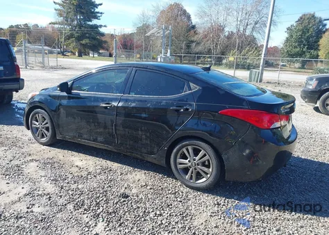 2013 Hyundai Elantra Limited z USA, uszkodzony, nr VIN 5NPDH4AE5DH447833